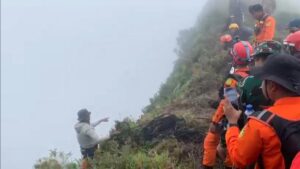 Cuaca Ekstrem Hambat Evakuasi Pesawat ATR 42-500, Pemprov Sulsel Ajukan Modifikasi Cuaca