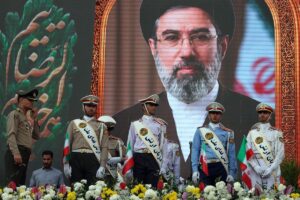 Strategi Diplomasi Teheran: Memanfaatkan Keretakan Hubungan Trump-Netanyahu untuk Menguasai Meja Perundingan
